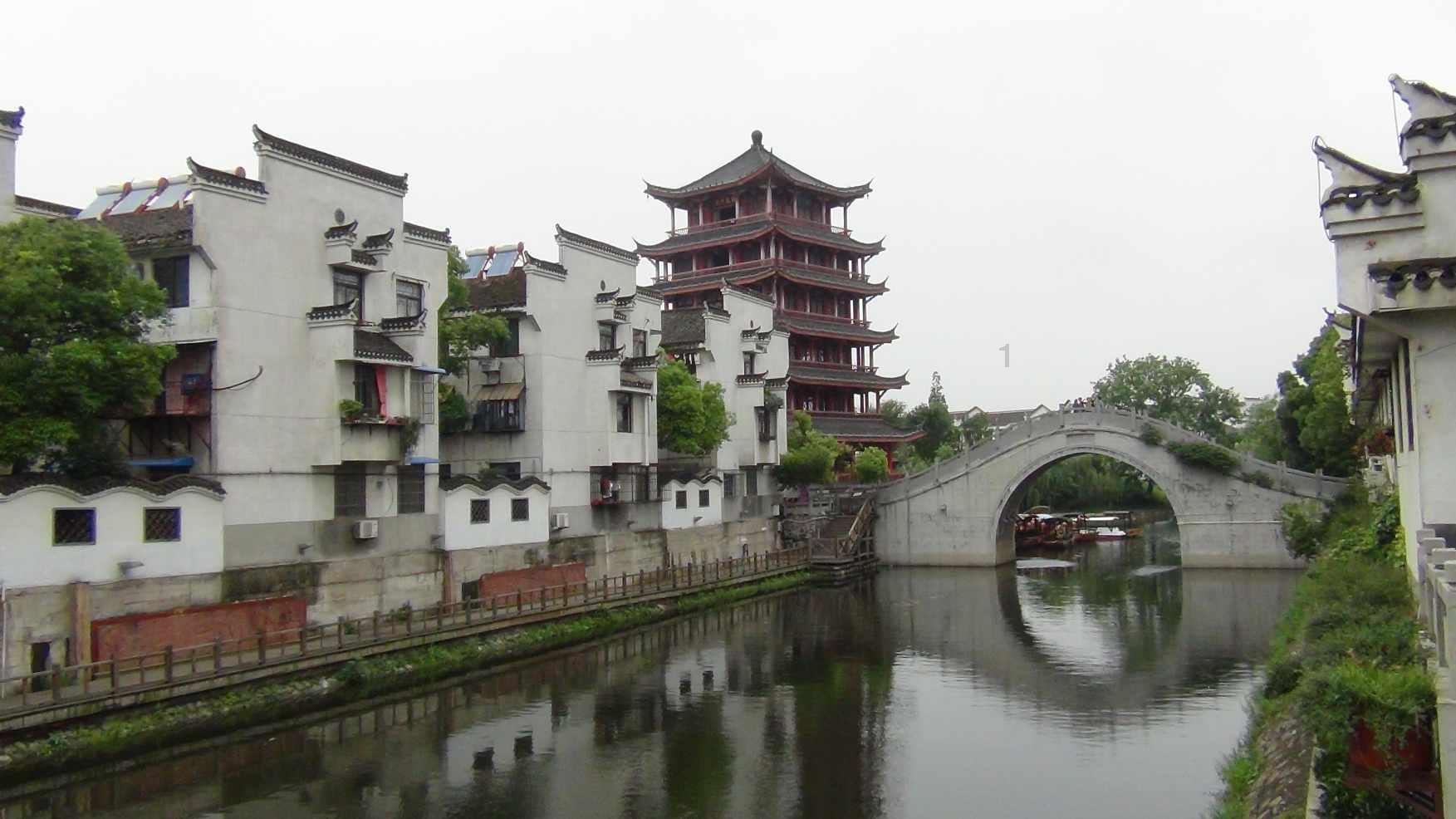 且末县阿热勒镇开展铸牢中华民族共同体意识宣讲活动